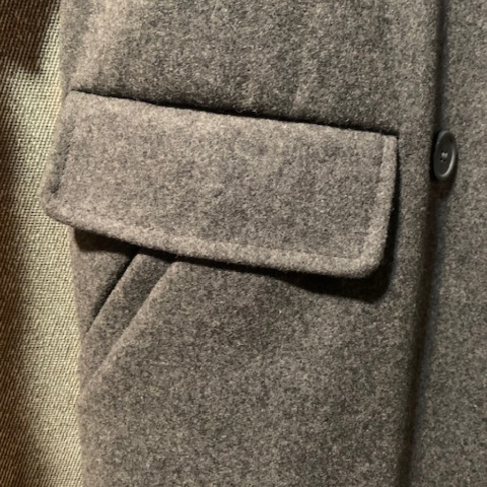 Max Azria Tex Gray Coat NWOT - size L - Picture 4 of 7